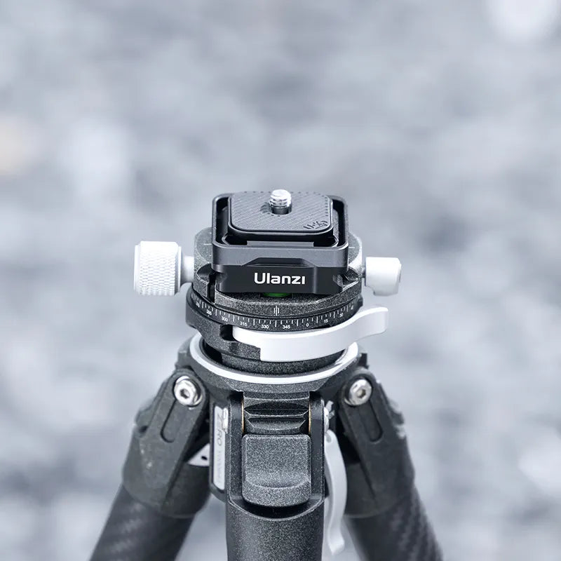 Ulanzi Uka Quick Release Plate C007 mounted on a tripod head, Arca-Swiss compatible, secure mounting.