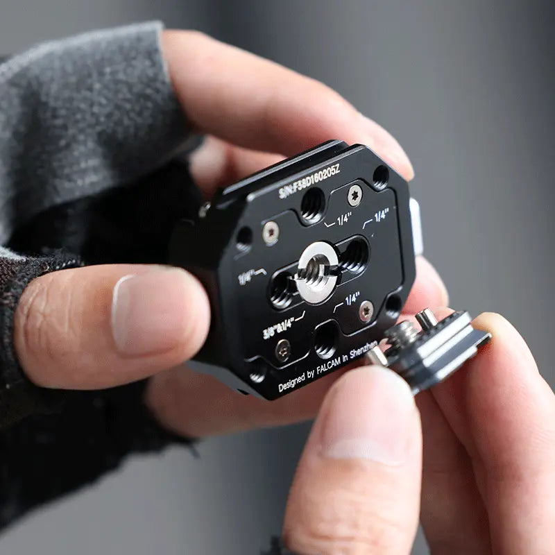 Ulanzi Falcam F38 3364 Multi-hole Quick Release Base, black aluminum alloy for camera tripod.