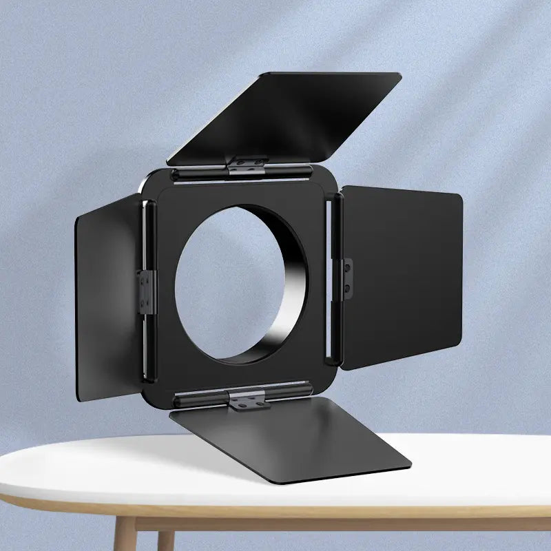 Ulanzi 4-Leaf Barndoors with Mini Bowens Mount - Precise light control for photography.