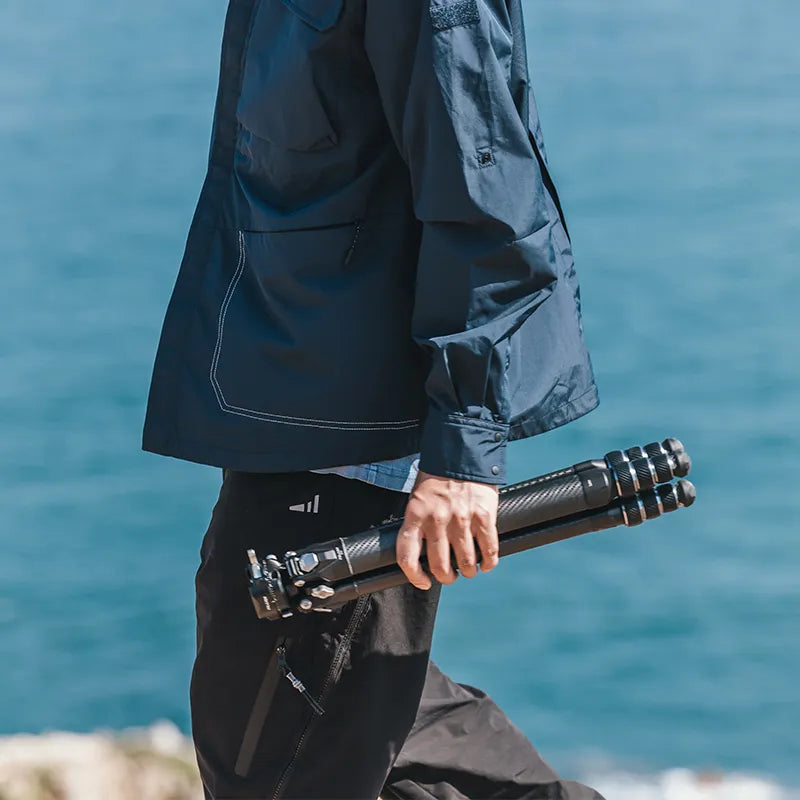lightweight carbon fiber tripod
