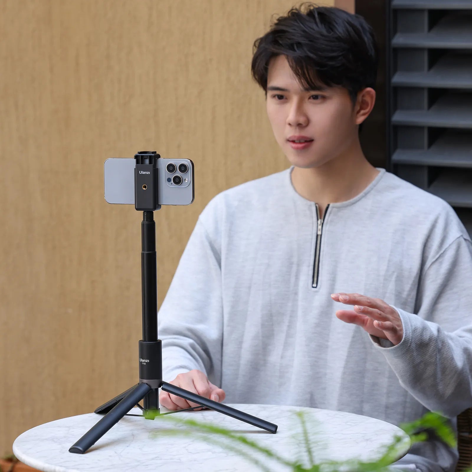 Selfie Stick Tripod for phone