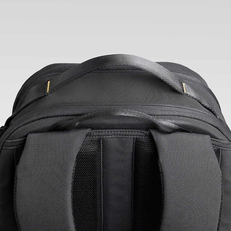 Ulanzi YY038 V2 Urban Travel Camera Backpack 22L Black product detail