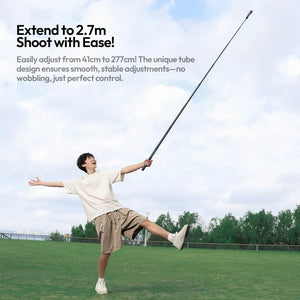 Ulanzi VL02 2.7m carbon fiber selfie stick extended to 2.7m, with a man holding it.