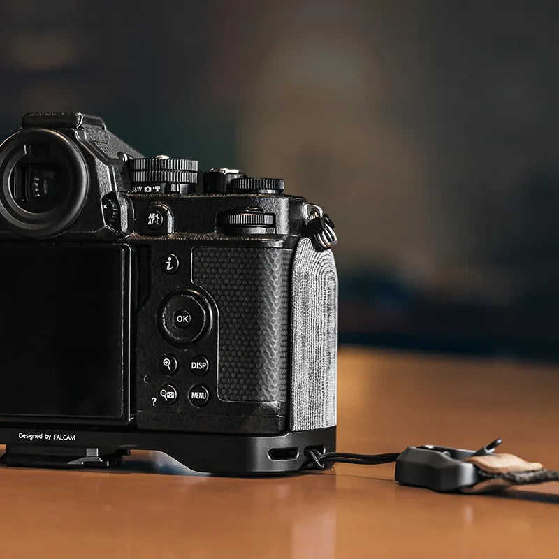 Ulanzi Falcam F22&F38 Quick Release L-Shaped Handle Classic Black (FOR FUJIFILM X100 VI)