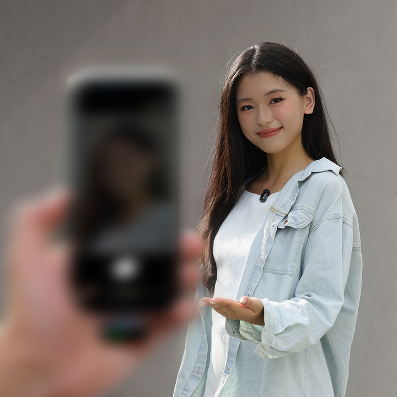 Ulanzi A200 Wireless Lavalier Mini Microphone