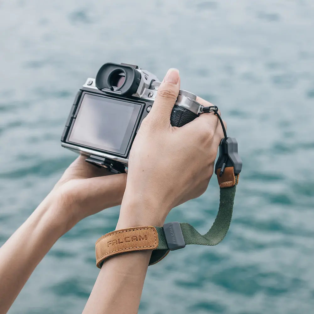Ulanzi Falcam Maglink Quick Magnetic Buckle Wrist Strap Ulanzi Falcam Maglink Quick Magnetic Buckle Wrist Strap