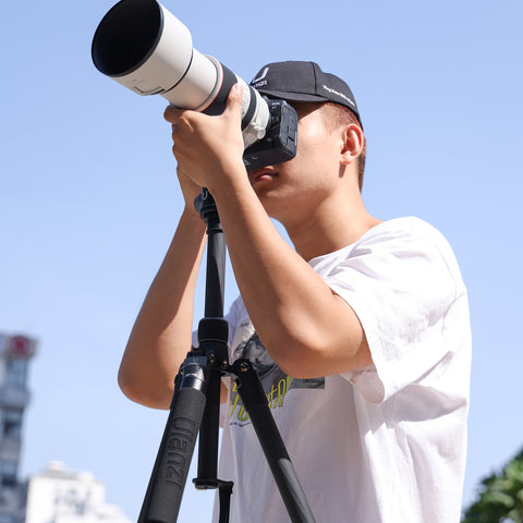 Ulanzi MT-61 Carbon Fiber Lightweight Travel Tripod