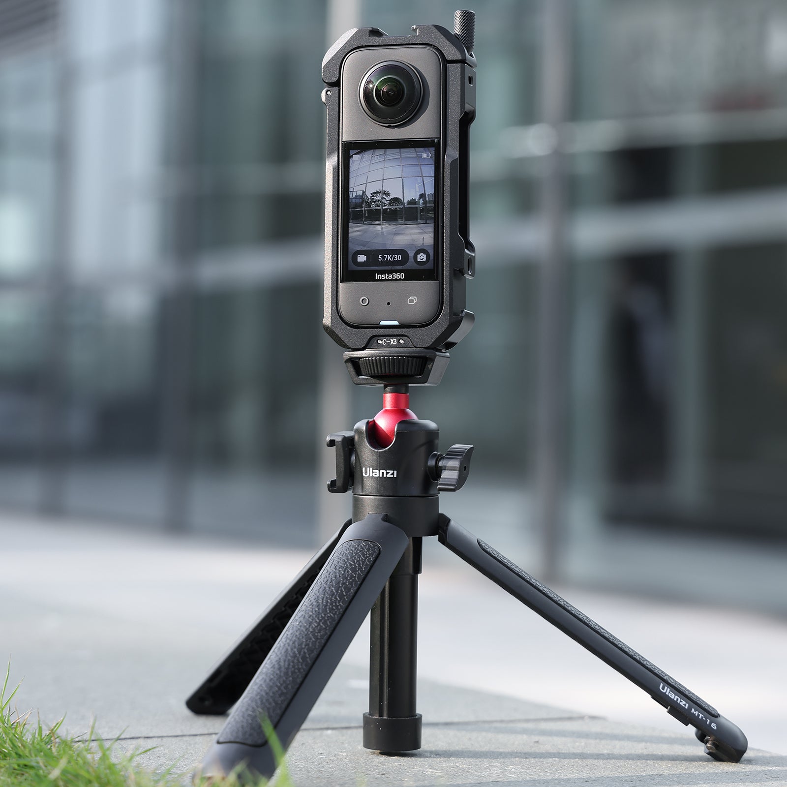 Ulanzi Cage for Insta360 One X3 3197